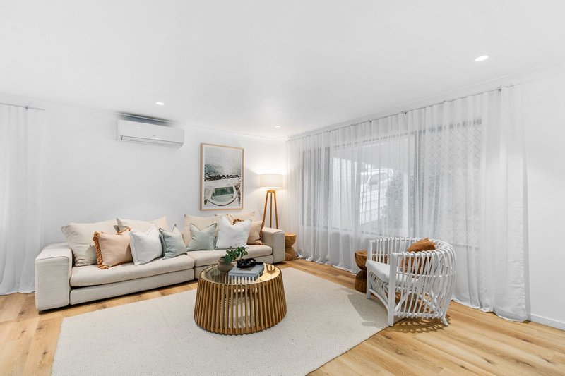 Photo - 82 Lowanna Avenue, Forresters Beach NSW 2260 - Image 2