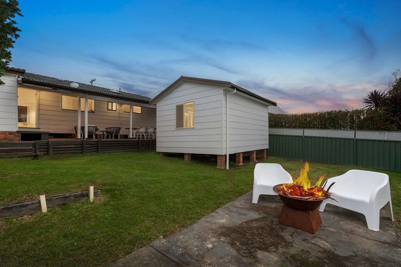 Photo - 82 Lowanna Avenue, Forresters Beach NSW 2260 - Image 6