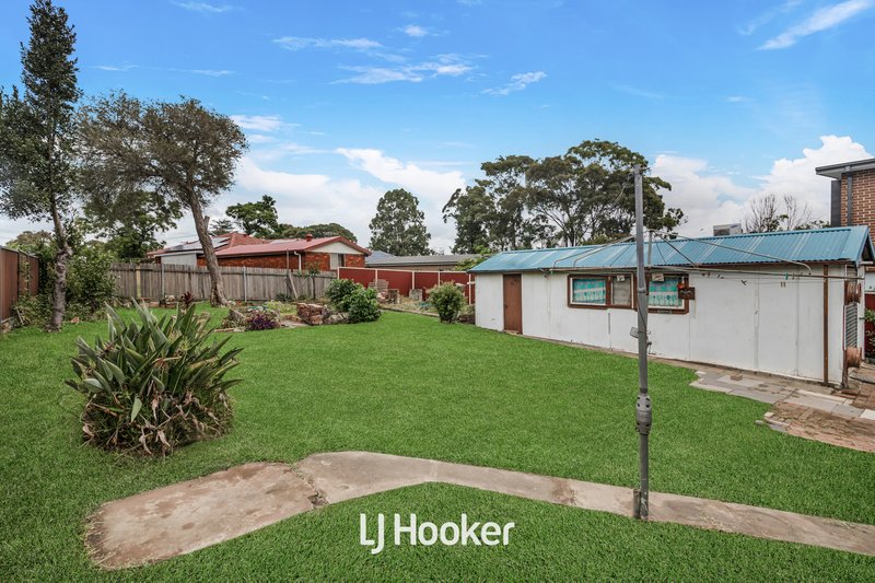 Photo - 82 Magowar Road, Girraween NSW 2145 - Image 8