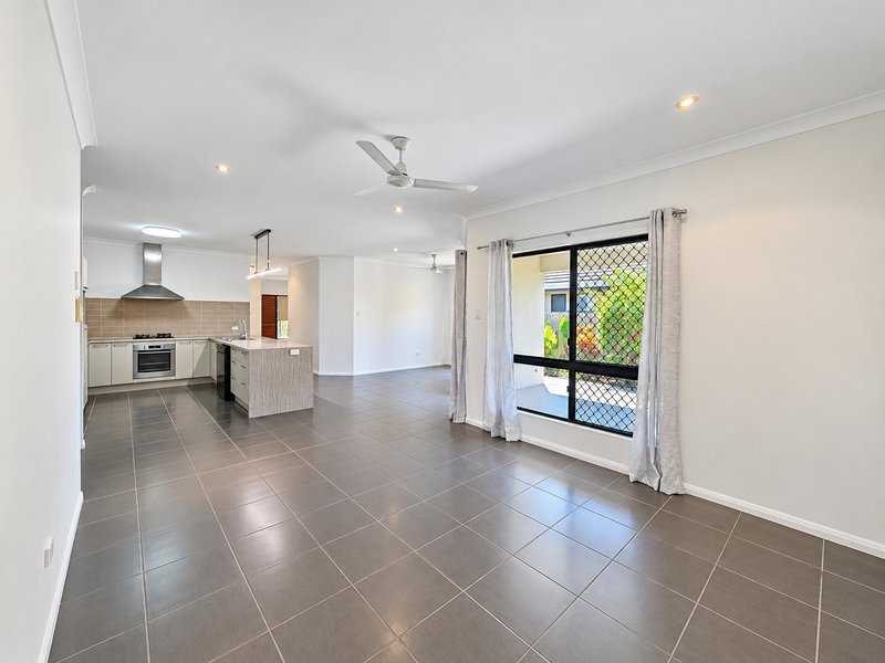 Photo - 82 Mannikin Way, Bohle Plains QLD 4817 - Image 6
