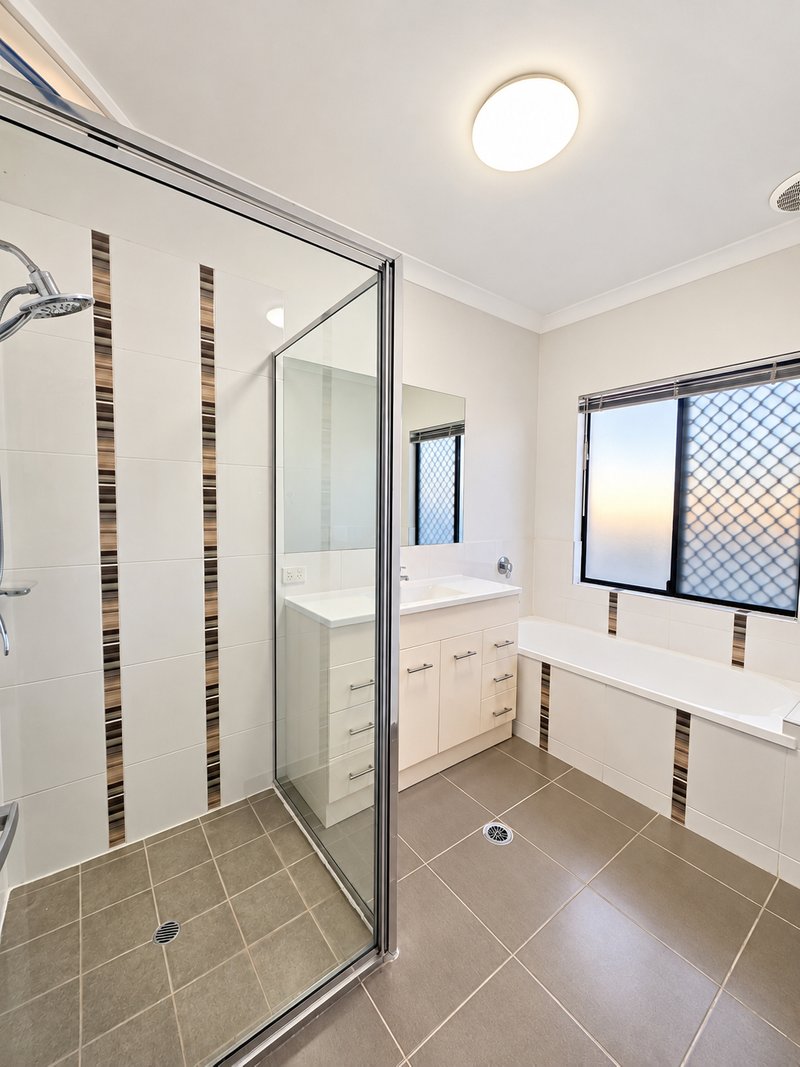 Photo - 82 Mannikin Way, Bohle Plains QLD 4817 - Image 12