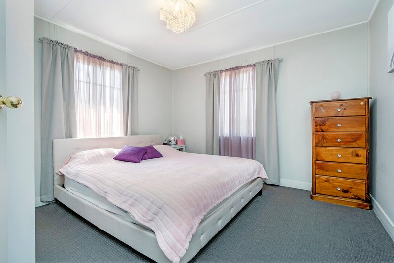 Photo - 82 Mayfield Street, Mayfield TAS 7248 - Image 5