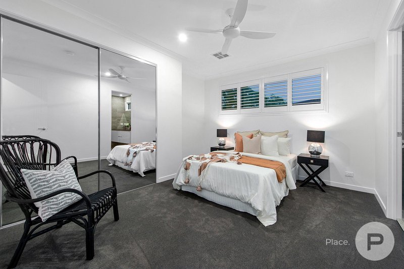 Photo - 82 Mcilwraith Avenue, Norman Park QLD 4170 - Image 17