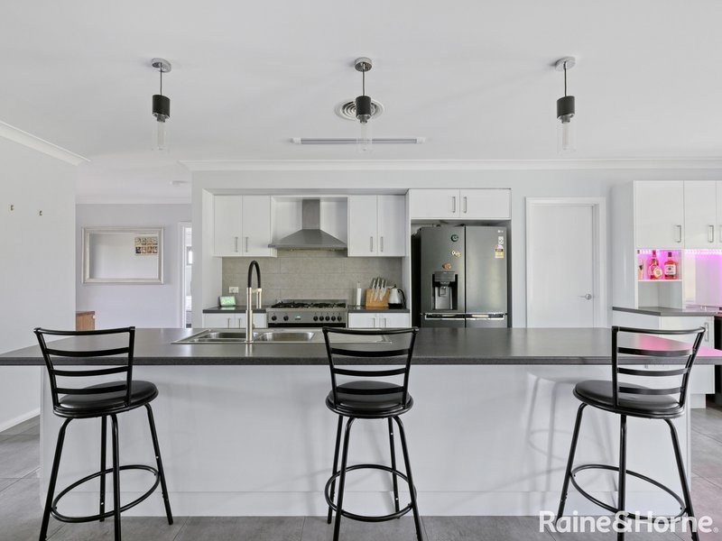 Photo - 82 Mount Haven Way, Meadow Flat NSW 2795 - Image 3