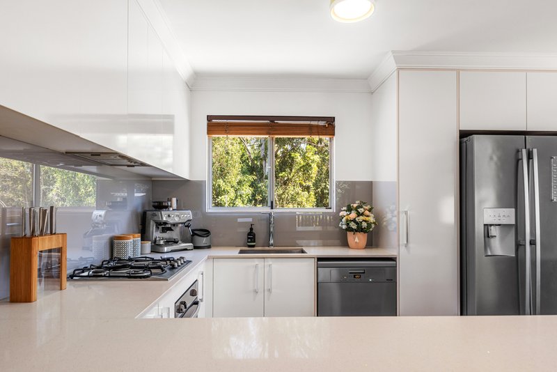 Photo - 82 Nanbaree Drive, Bray Park QLD 4500 - Image 8