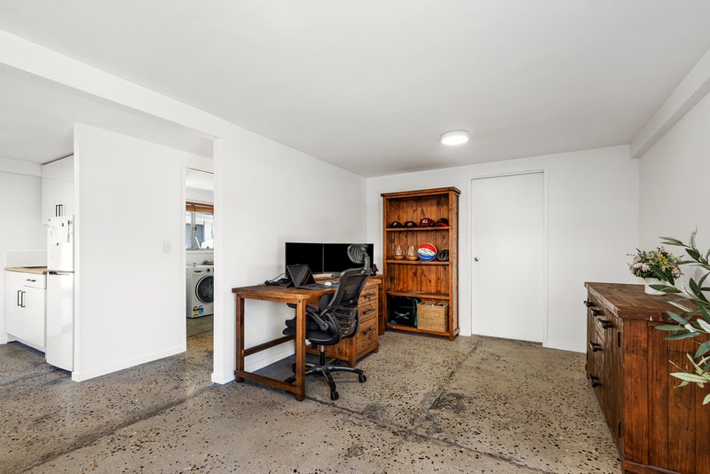 Photo - 82 Nanbaree Drive, Bray Park QLD 4500 - Image 13