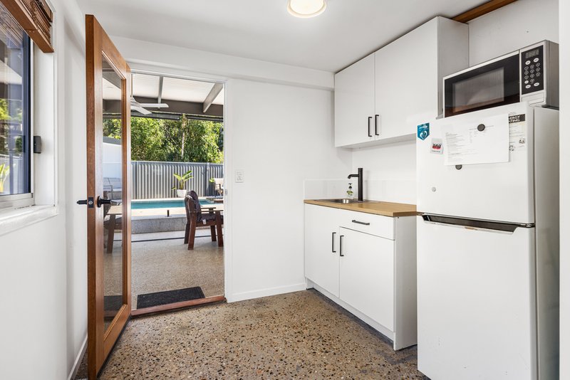 Photo - 82 Nanbaree Drive, Bray Park QLD 4500 - Image 15