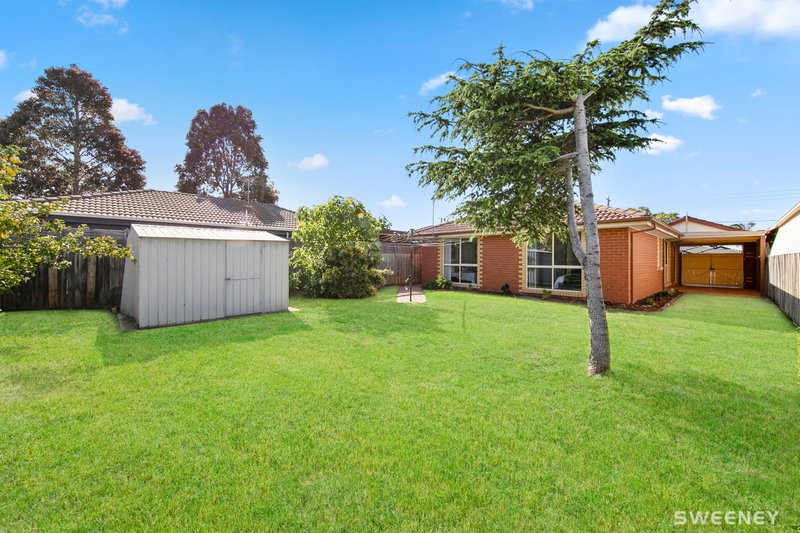 Photo - 82 Nelson Avenue, Altona Meadows VIC 3028 - Image 2