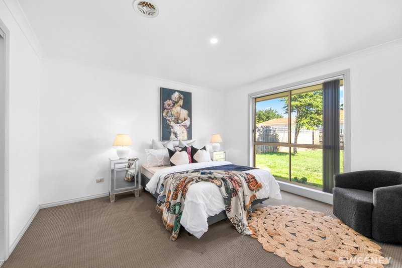 Photo - 82 Nelson Avenue, Altona Meadows VIC 3028 - Image 7