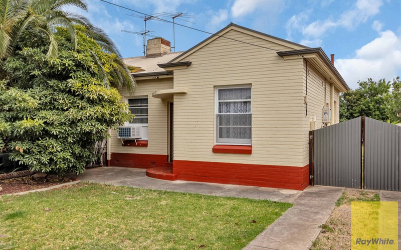 Photo - 82 Nelson Avenue, Flinders Park SA 5025 - Image 2