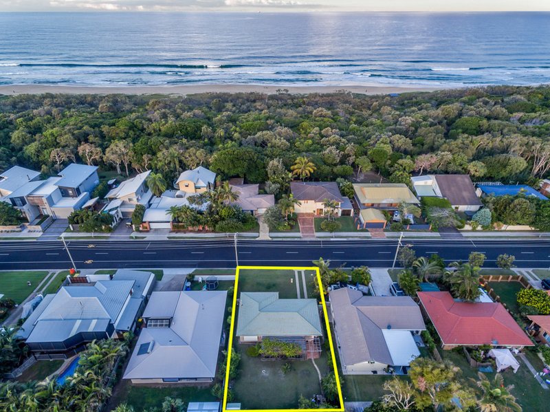 82 Oceanic Drive, Warana QLD 4575