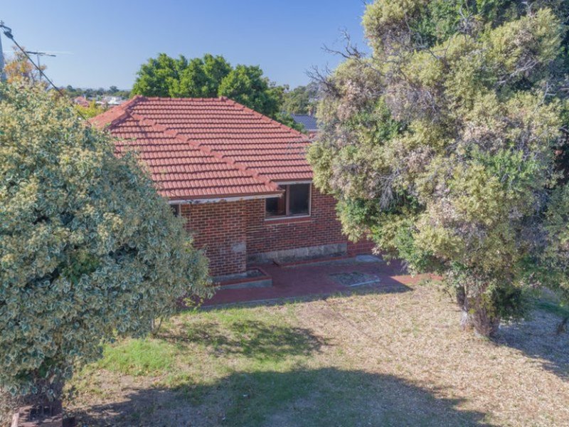 Photo - 82 Osborne Street, Joondanna WA 6060 - Image 5