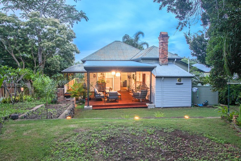 Photo - 82 Pine Street, North Ipswich QLD 4305 - Image 2