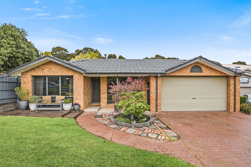 82 Quarry Hills Drive, Berwick VIC 3806