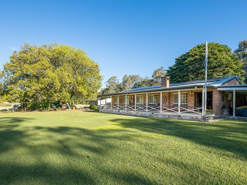 Photo - 82 Rangeleigh Street, Ferny Hills QLD 4055 - Image 5