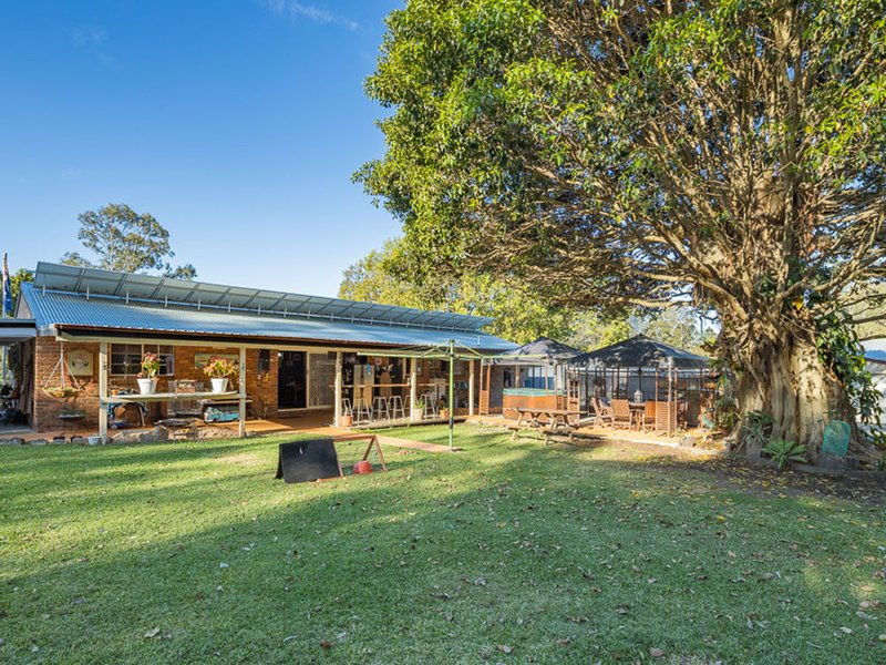 Photo - 82 Rangeleigh Street, Ferny Hills QLD 4055 - Image 7