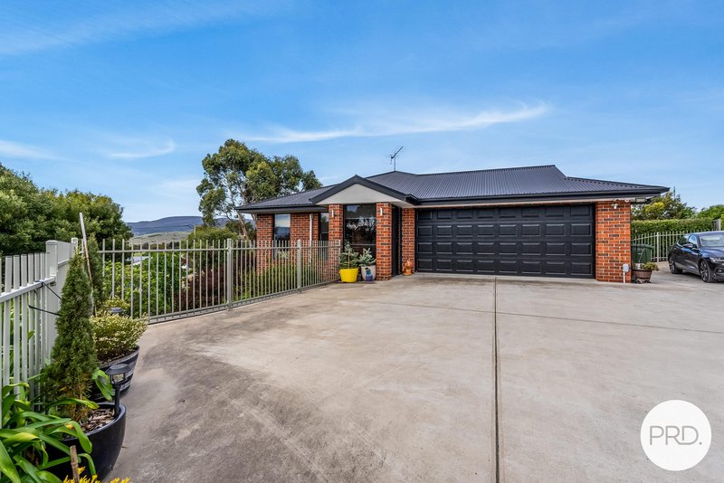 Photo - 82 Rutherford Drive, Brighton TAS 7030 - Image 2