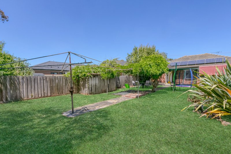 Photo - 82 Southern Road, Heidelberg Heights VIC 3081 - Image 15