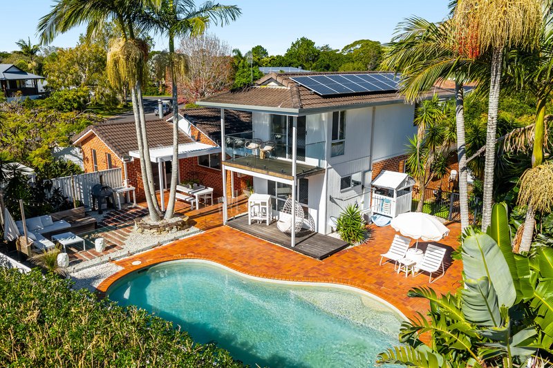 Photo - 82 Teak Circuit, Suffolk Park NSW 2481 - Image 1