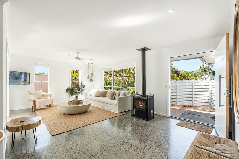 Photo - 82 Teak Circuit, Suffolk Park NSW 2481 - Image 4