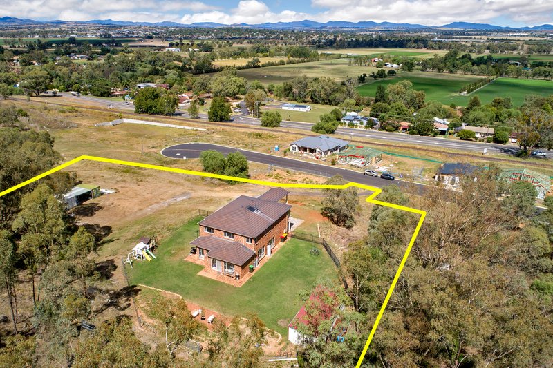 Photo - 82 Valley Drive, Tamworth NSW 2340 - Image 26