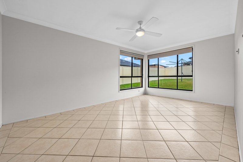 Photo - 82 Worcester Drive, East Maitland NSW 2323 - Image 8