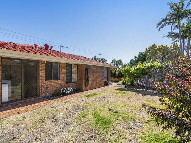 Photo - 82 Yale Road, Thornlie WA 6108 - Image 17