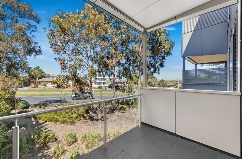 Photo - 8/2 Yarra Bing Crescent, Burwood VIC 3125 - Image 6