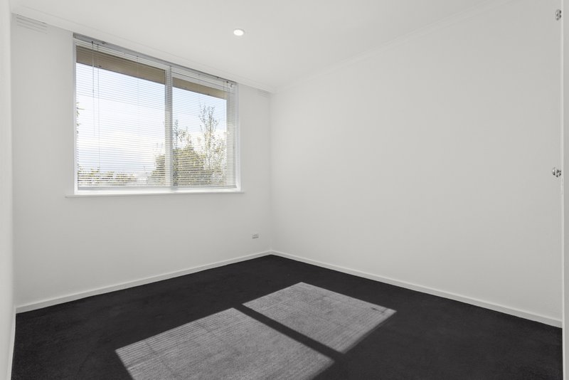 Photo - 8/20 Bent Street, Malvern East VIC 3145 - Image 3