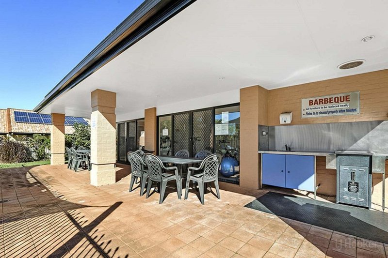 Photo - 8/20 Brown Street, Labrador QLD 4215 - Image 15