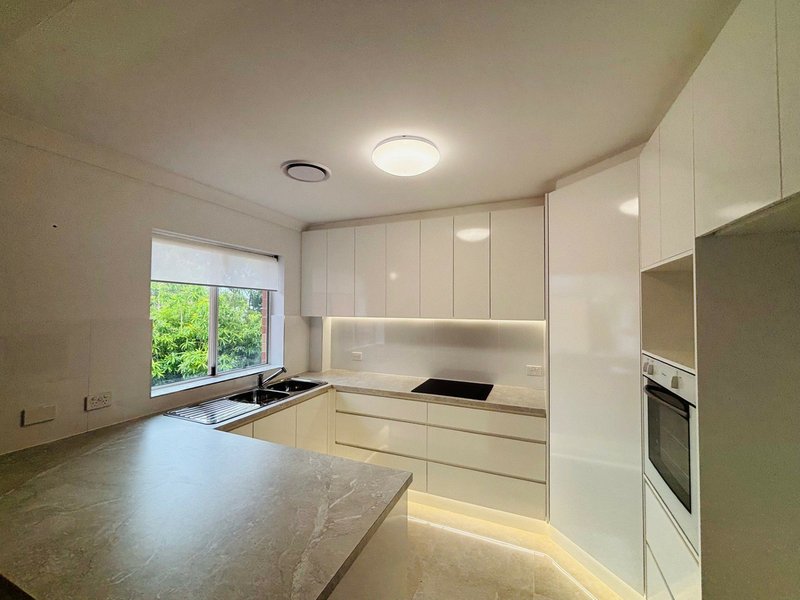 Photo - 8/20 Dobson Street, Ascot QLD 4007 - Image 2