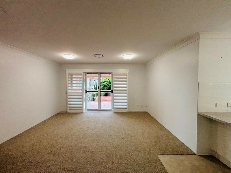 Photo - 8/20 Dobson Street, Ascot QLD 4007 - Image 7