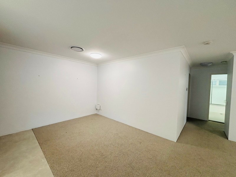 Photo - 8/20 Dobson Street, Ascot QLD 4007 - Image 8