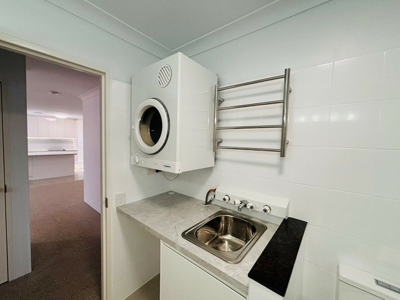 Photo - 8/20 Dobson Street, Ascot QLD 4007 - Image 12