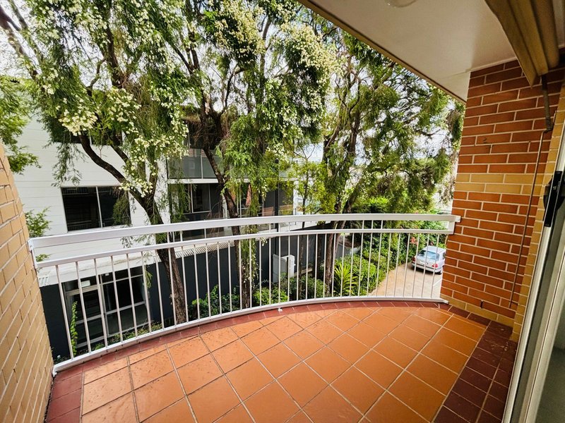 Photo - 8/20 Dobson Street, Ascot QLD 4007 - Image 22