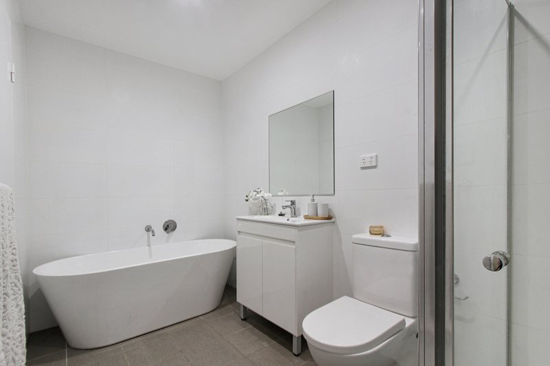 Photo - 8/20 Good Street, Westmead NSW 2145 - Image 4