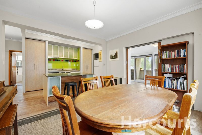 Photo - 820 Humffray Street South, Mount Pleasant VIC 3350 - Image 3