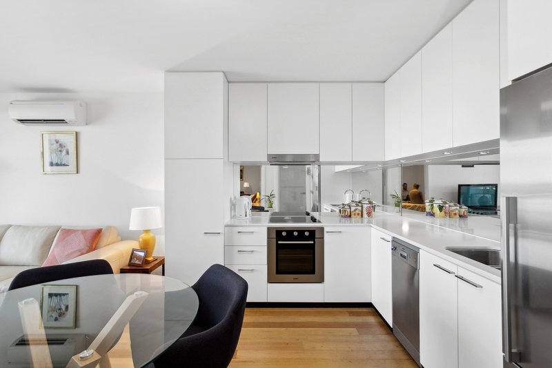 Photo - 8/20 Norman Street, Adelaide SA 5000 - Image 2