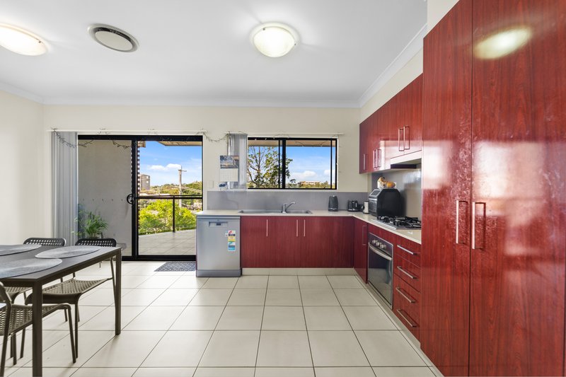Photo - 8/20 Rainey Street, Chermside QLD 4032 - Image 6