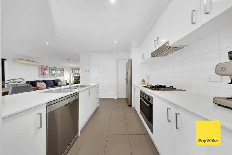 Photo - 8/20 Stourhead Avenue, Mernda VIC 3754 - Image 3