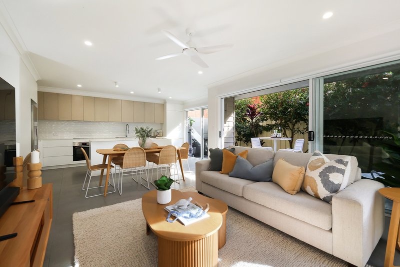 Photo - 8/201 Kennedy Drive, Tweed Heads West NSW 2485 - Image 1