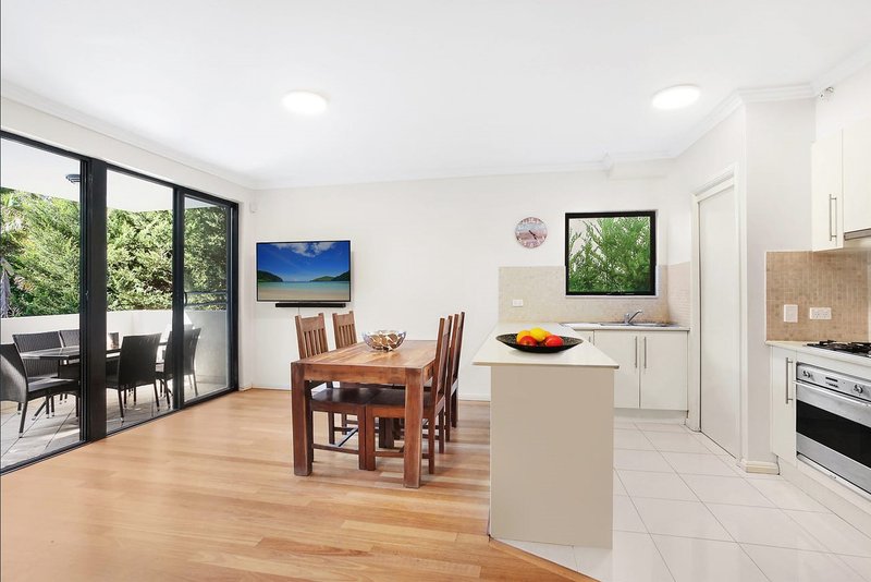 Photo - 8/204-206 Old South Head Road, Bellevue Hill NSW 2023 - Image 4