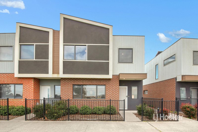 8/205 James Mirams Drive, Roxburgh Park VIC 3064