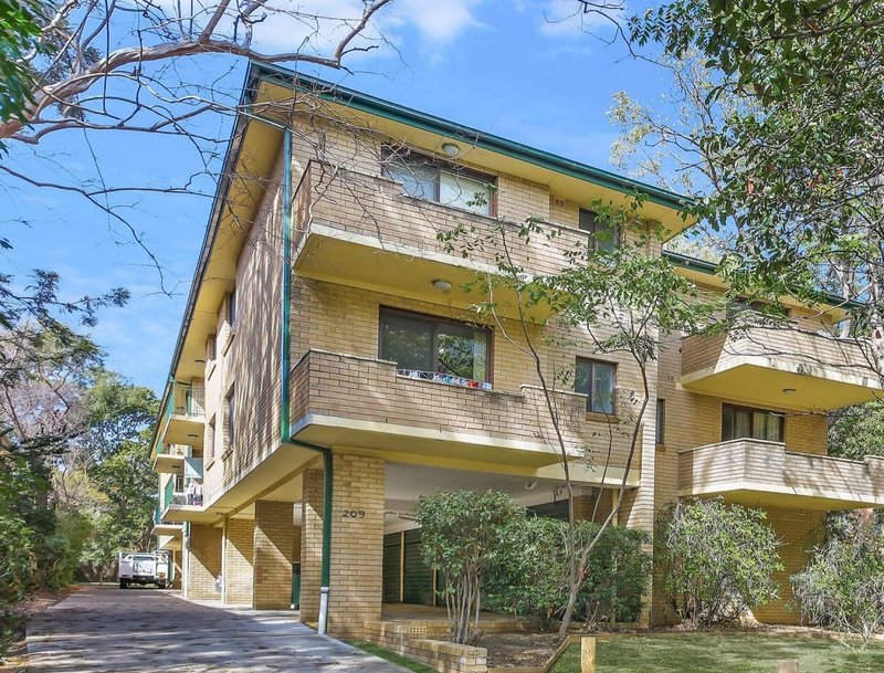 Photo - 8/209 Hawkesbury Road, Westmead NSW 2145 - Image 1