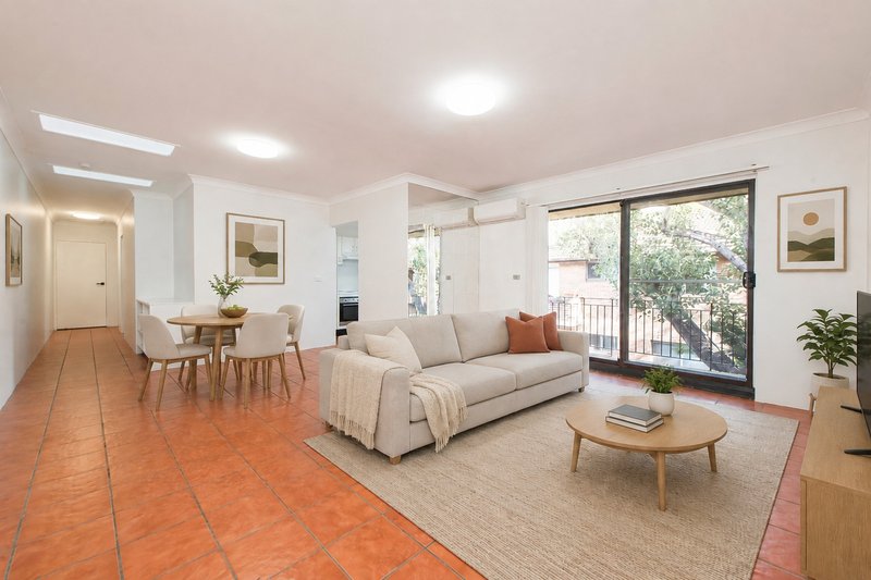 Photo - 8/209 Hawkesbury Road, Westmead NSW 2145 - Image 2