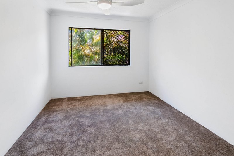 Photo - 8/21 Huth Street, Labrador QLD 4215 - Image 5