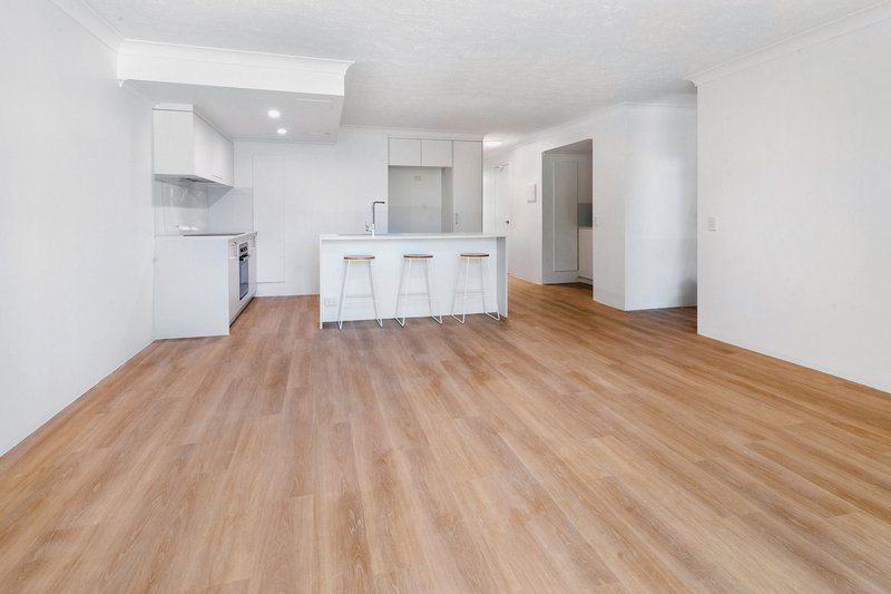 Photo - 8/21 Huth Street, Labrador QLD 4215 - Image 6