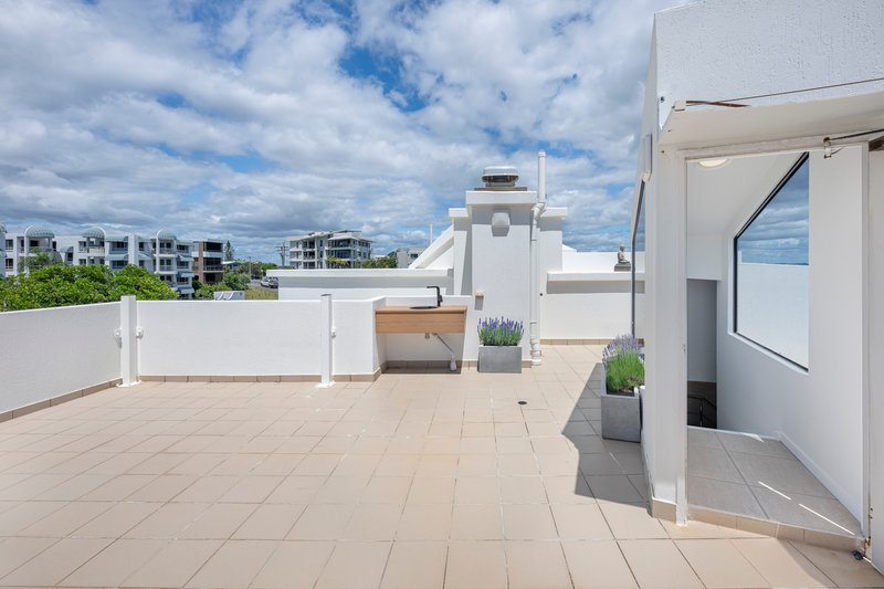 Photo - 8/21 Mcilwraith Street, Moffat Beach QLD 4551 - Image 13