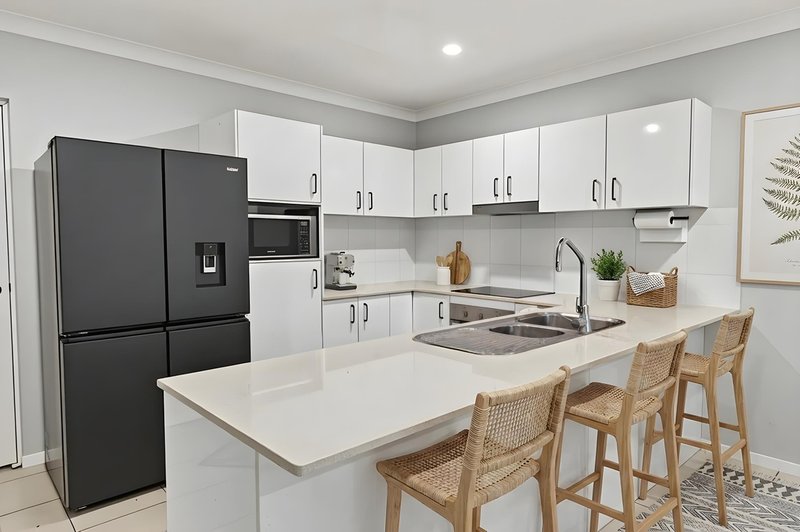 Photo - 8/22 Birdwood Street, Zillmere QLD 4034 - Image 2