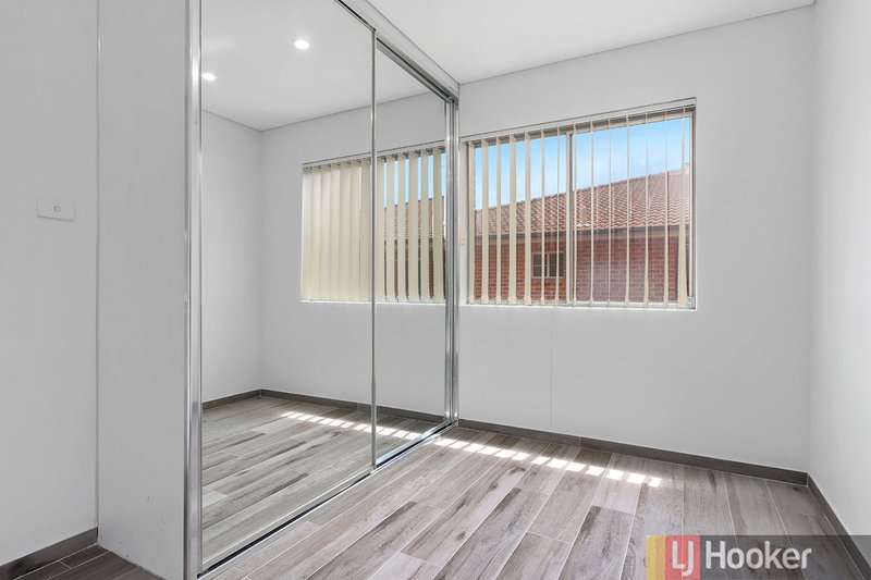 Photo - 8/22 High Street, Carlton NSW 2218 - Image 6